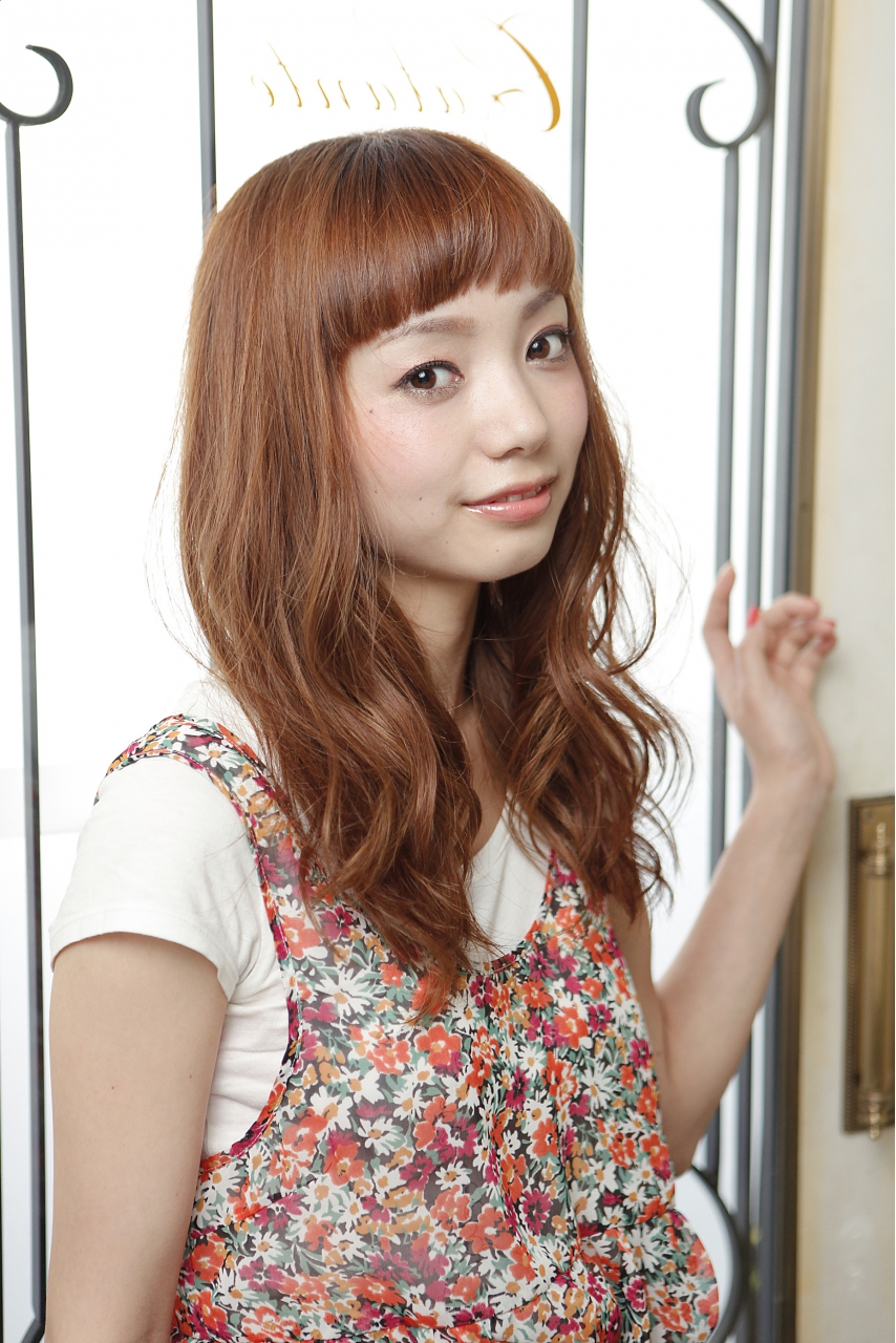 ショートバング ナチュラルロング 原宿 美容室 口コミで人気の美容院ガランテ 髪質改善 ミネコラ 縮毛矯正 酸熱トリートメント ピコトリートメント